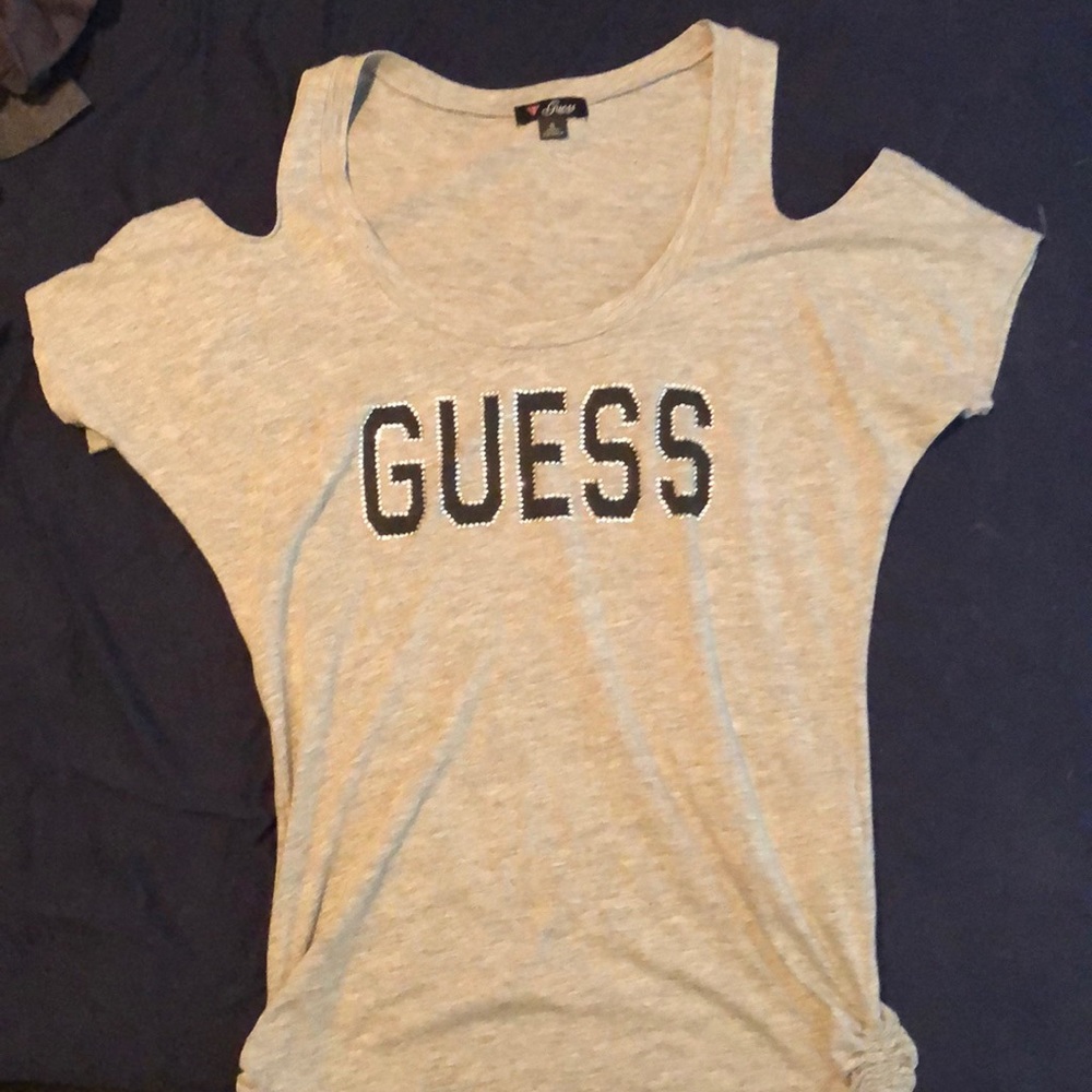 Cut out shoulders guess top